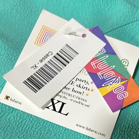 Lularoe Cassie skirt XL 🆕 - Picture 5 of 5